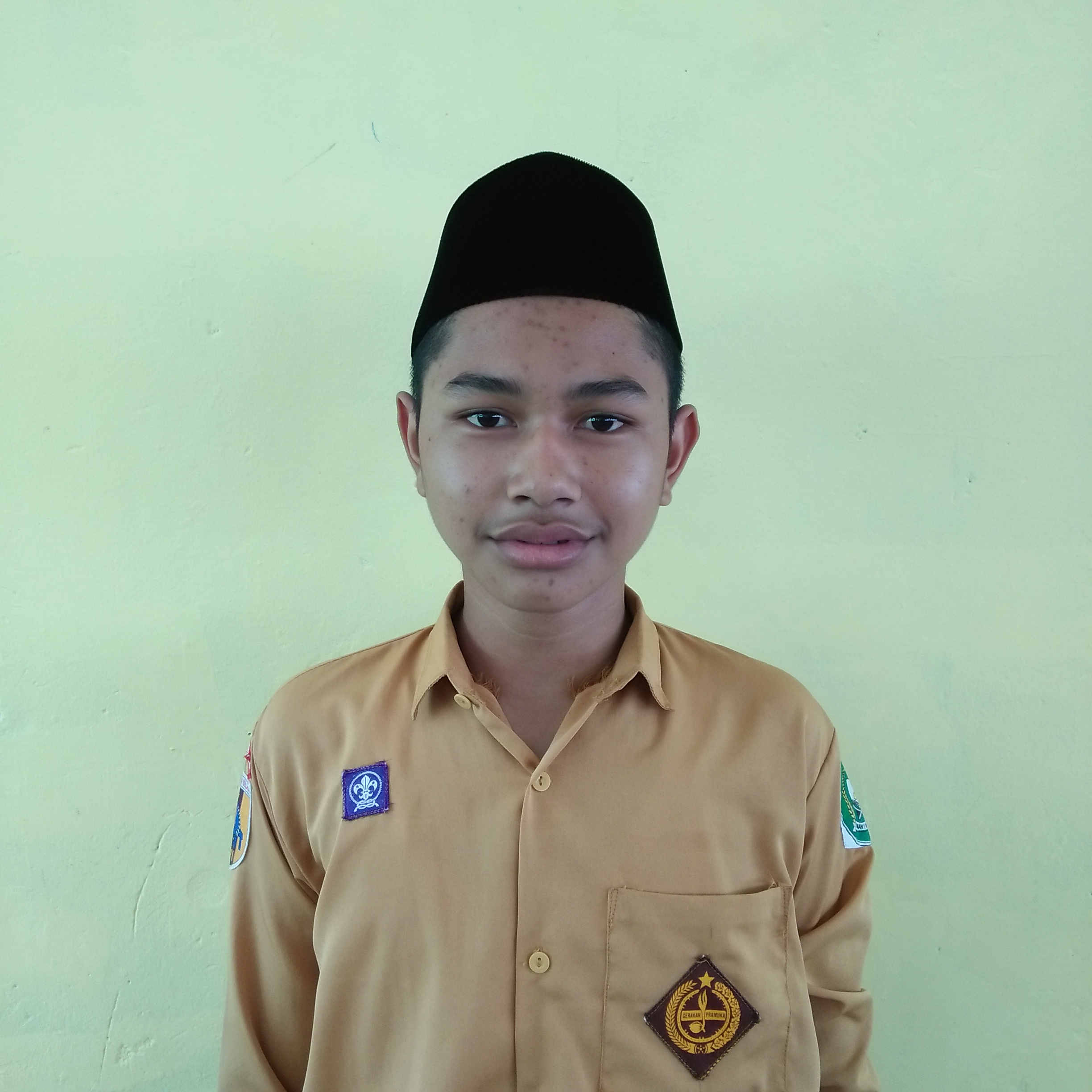 <center>Aisyah<br>XI MIA 2 </center>