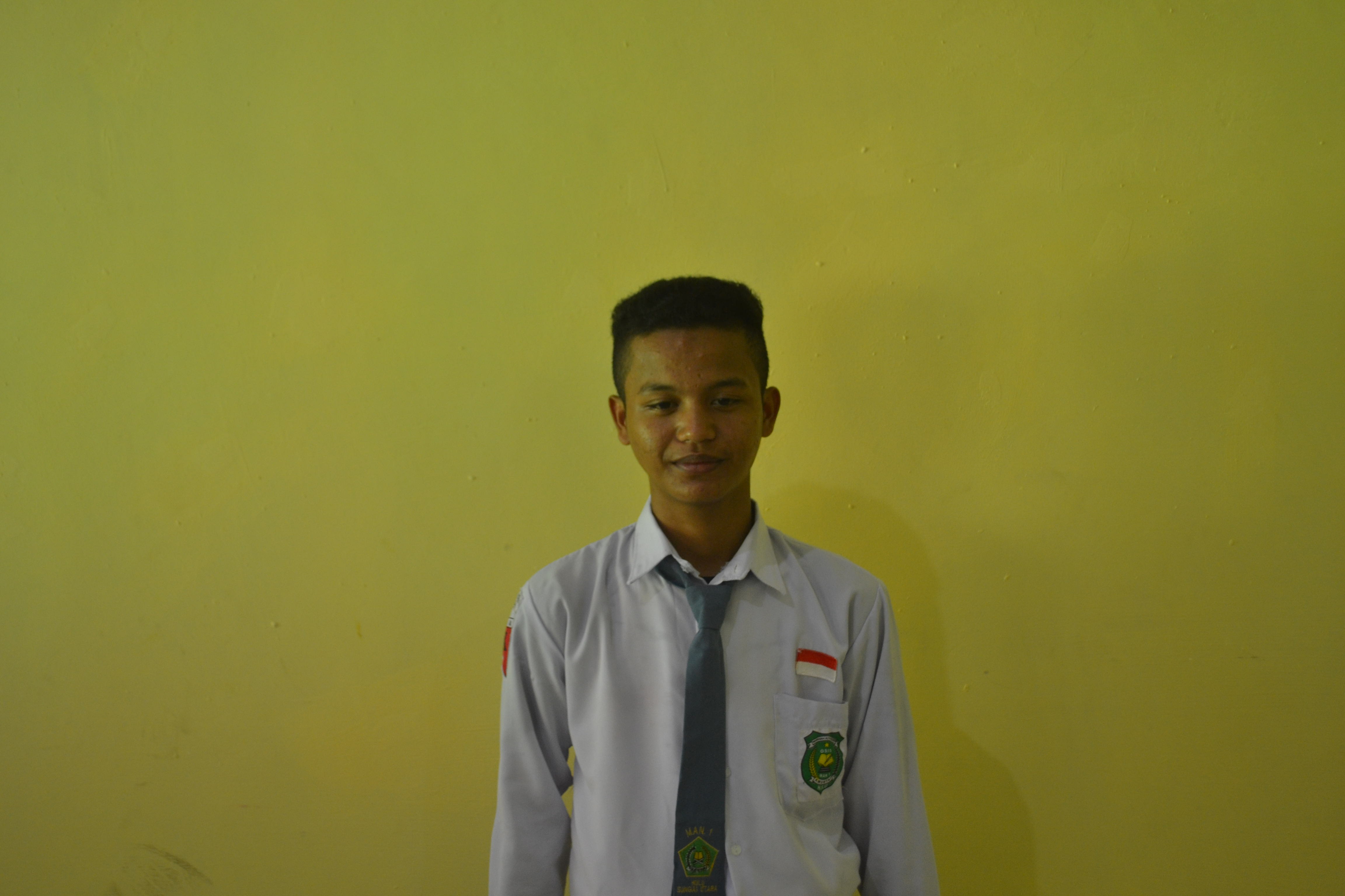 <center>ABDUL GANI<br>XII IIS 2</center>